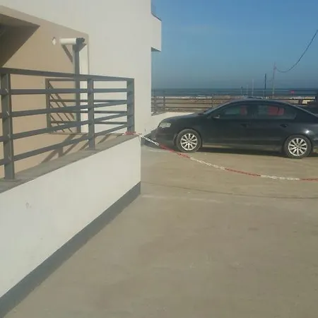 アパート Mareea Apartament